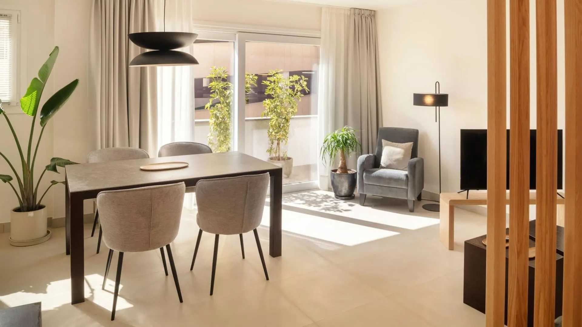 Panasco Suites Arrecife  Spanien